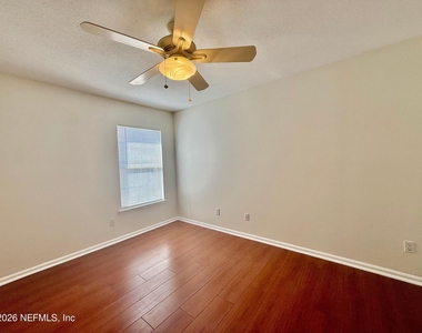 8796 Chambore Drive - Photo Thumbnail 16