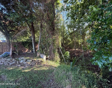 8796 Chambore Drive - Photo Thumbnail 33