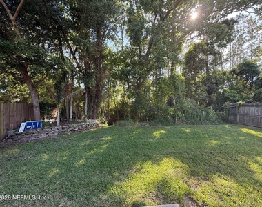 8796 Chambore Drive - Photo Thumbnail 32
