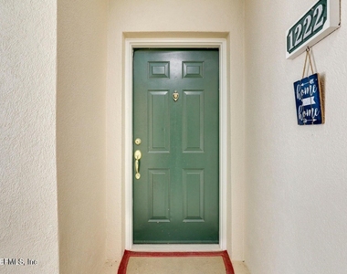 8601 Beach Boulevard - Photo Thumbnail 4