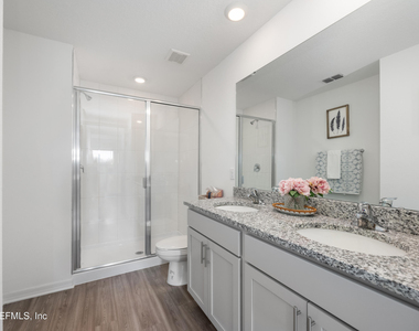132 Palma Drive - Photo Thumbnail 9