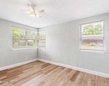 1554 Shirl Lane - Photo Thumbnail 23