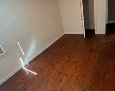 5150 Kingsbury Street - Photo Thumbnail 1