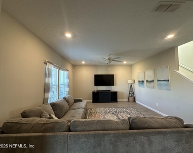 106 Ren Way - Photo Thumbnail 8