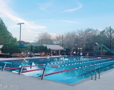 965 Registry Boulevard - Photo Thumbnail 16
