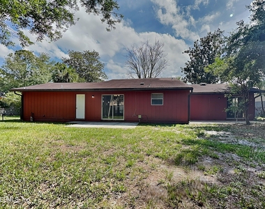 2804 Canyon Court - Photo Thumbnail 16