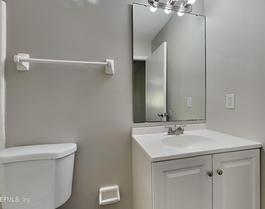 7270 Argyle Corners Drive - Photo Thumbnail 9