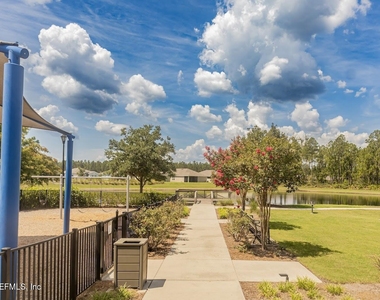 10104 Bedford Lakes Court - Photo Thumbnail 19