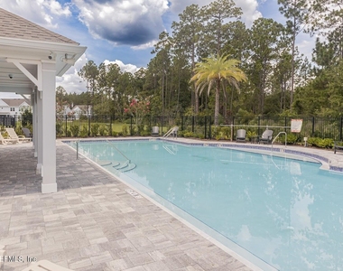 10104 Bedford Lakes Court - Photo Thumbnail 23