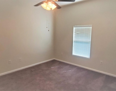 6094 Maggies Circle - Photo Thumbnail 12