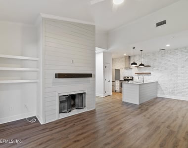 230 Colima Court - Photo Thumbnail 7