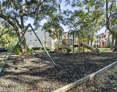 230 Colima Court - Photo Thumbnail 23