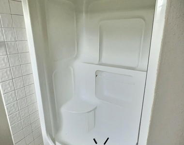 4614 Birkenhead Road - Photo Thumbnail 13