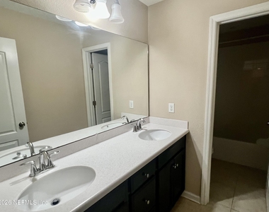 16057 Bainebridge Drive - Photo Thumbnail 21