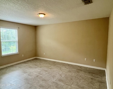 16057 Bainebridge Drive - Photo Thumbnail 20