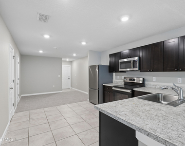 5988 Creekside Crossing Drive - Photo Thumbnail 8