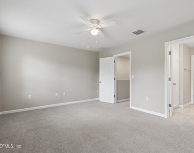 5988 Creekside Crossing Drive - Photo Thumbnail 14