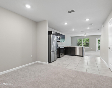 5988 Creekside Crossing Drive - Photo Thumbnail 4