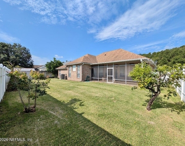 2413 Cedar Trace Drive W - Photo Thumbnail 26