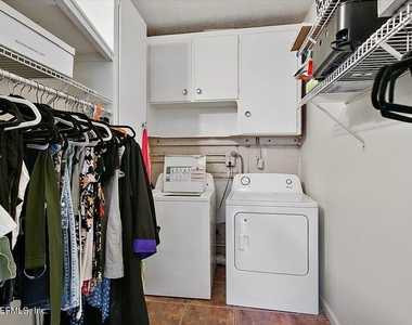 208 15th Avenue S - Photo Thumbnail 10