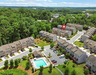 6504 Brooklake Court Se - Photo Thumbnail 22