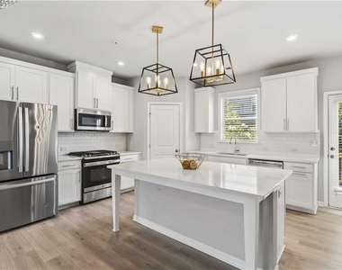 6504 Brooklake Court Se - Photo Thumbnail 2