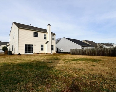 273 Carrington Way - Photo Thumbnail 10