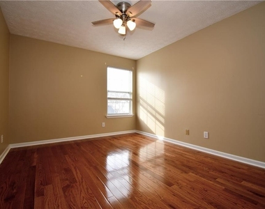273 Carrington Way - Photo Thumbnail 25
