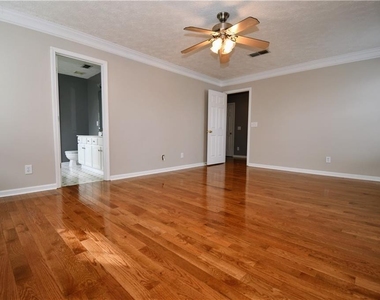 273 Carrington Way - Photo Thumbnail 18