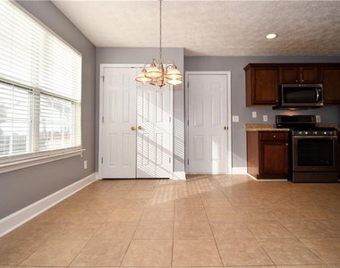 273 Carrington Way - Photo Thumbnail 6
