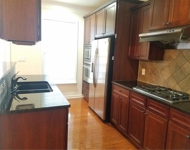11025 Brunson Drive - Photo Thumbnail 11