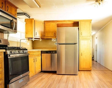 3131 Langley Road - Photo Thumbnail 18