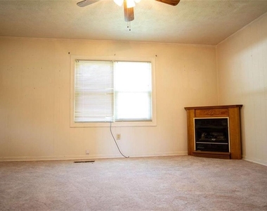 3131 Langley Road - Photo Thumbnail 15
