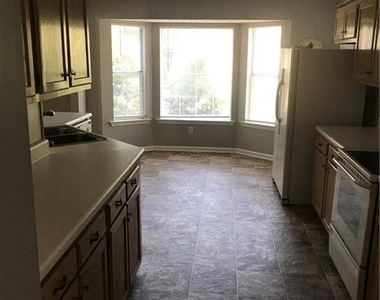 4197 Sterling Pointe Drive - Photo Thumbnail 10