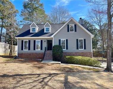 1721 Emerson Court - Photo Thumbnail 1