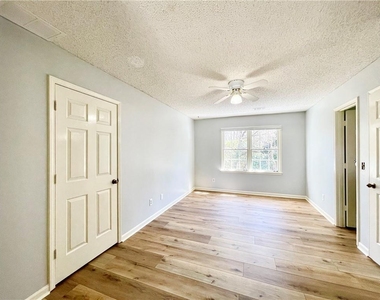1721 Emerson Court - Photo Thumbnail 29