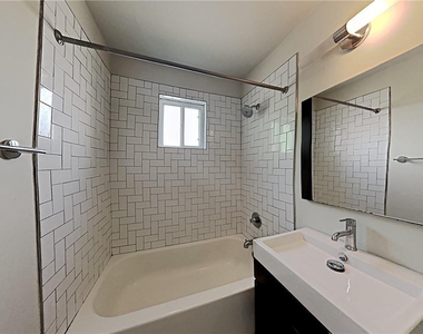 880 N Highland Avenue Ne - Photo Thumbnail 10