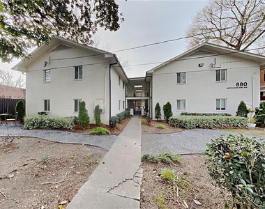 880 N Highland Avenue Ne - Photo Thumbnail 1