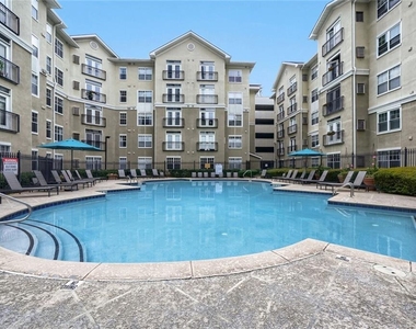 800 Peachtree Street Ne - Photo Thumbnail 12
