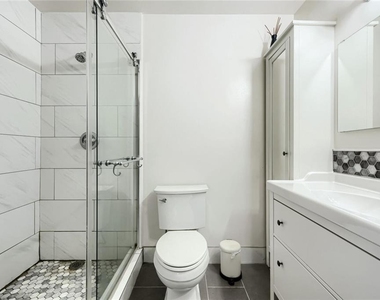 800 Peachtree Street Ne - Photo Thumbnail 8
