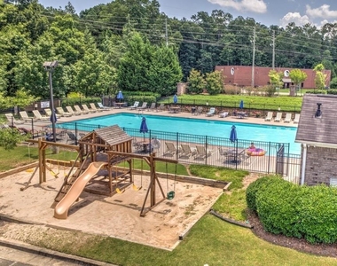 258 Valley Crossing - Photo Thumbnail 21