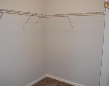 258 Valley Crossing - Photo Thumbnail 14