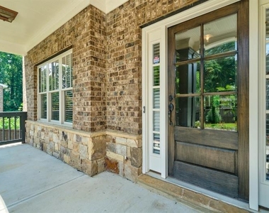 1317 Winfair Lane Ne - Photo Thumbnail 2