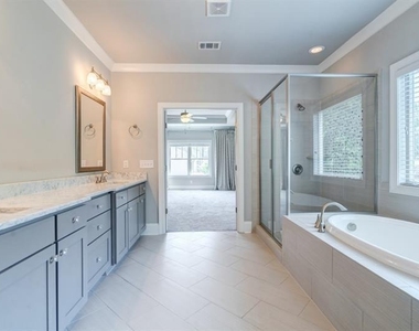 1317 Winfair Lane Ne - Photo Thumbnail 45