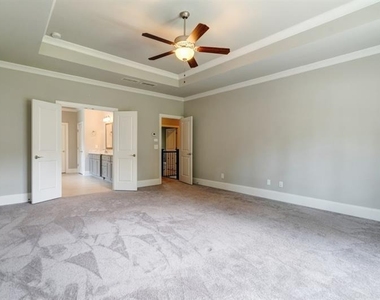 1317 Winfair Lane Ne - Photo Thumbnail 39