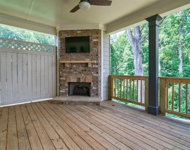 1317 Winfair Lane Ne - Photo Thumbnail 31