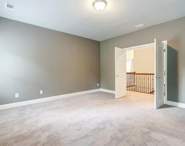 1317 Winfair Lane Ne - Photo Thumbnail 51