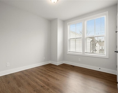 146 Chestnut Circle - Photo Thumbnail 15