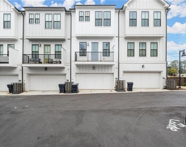 146 Chestnut Circle - Photo Thumbnail 29