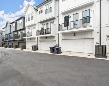 146 Chestnut Circle - Photo Thumbnail 30